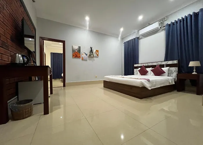 Willa Spacious Khmer - Pool - Fast Wi-fi Siem Reap